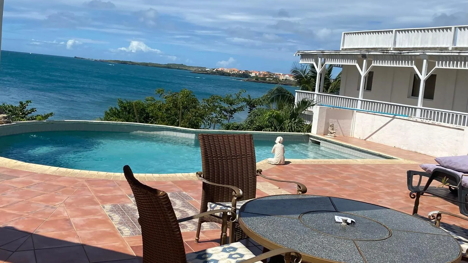 Green Flash Apartments Lance aux Épines