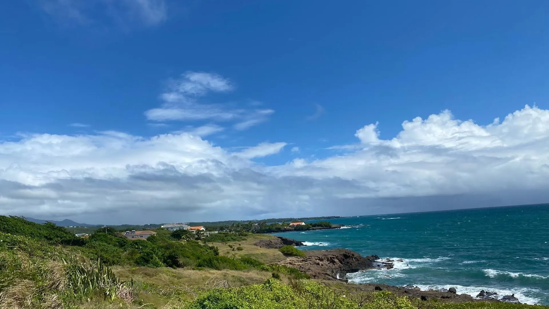 Green Flash Apartments Lance aux Épines