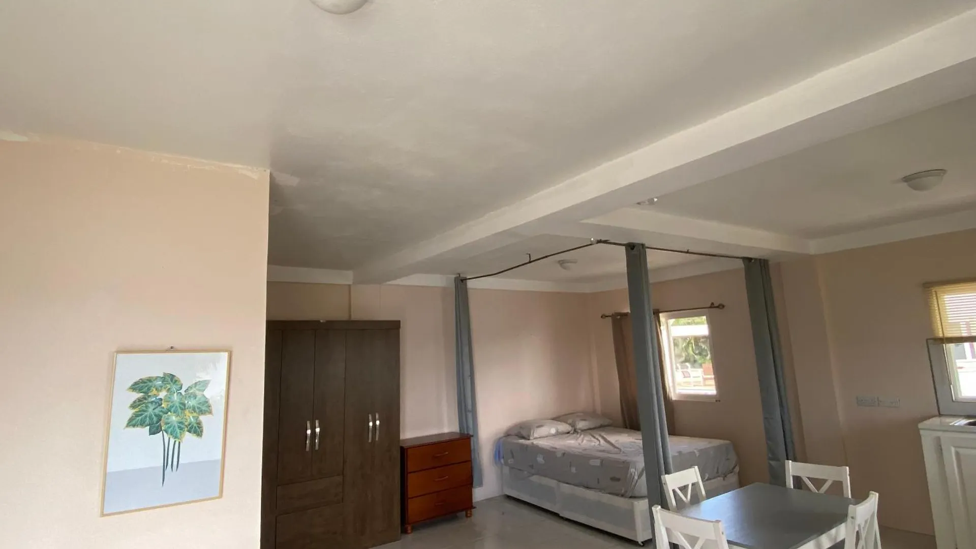 Green Flash Apartments Lance aux Épines 0*,