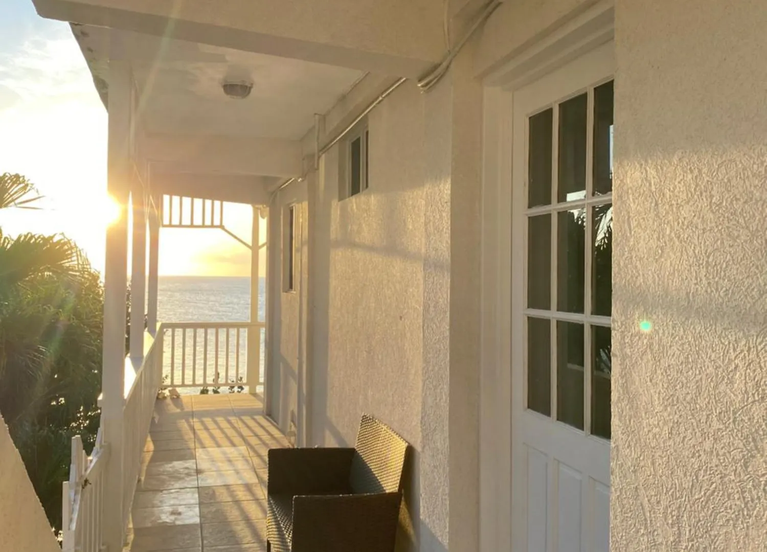 Green Flash Apartments Lance aux Épines