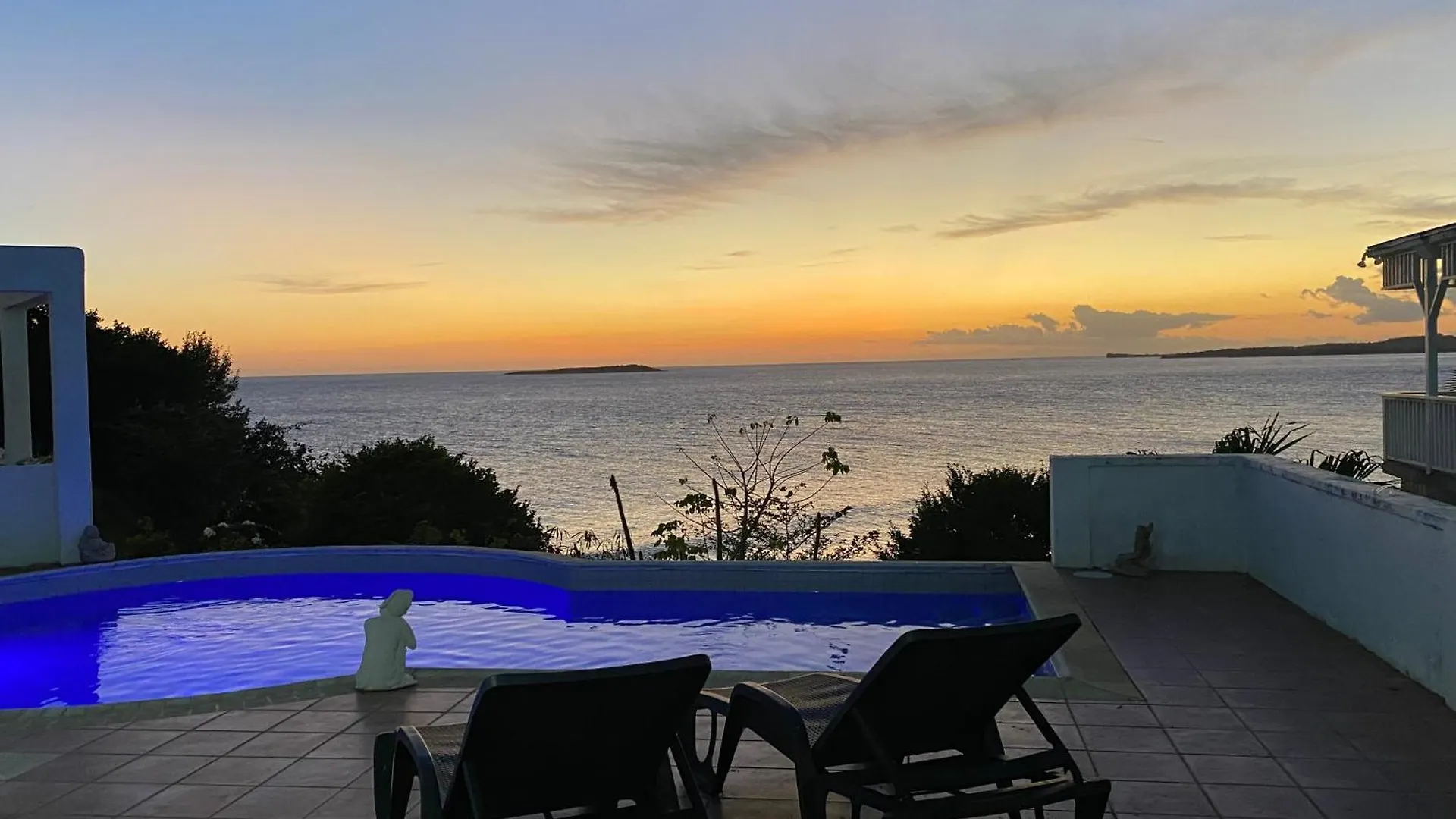 Green Flash Apartments Lance aux Épines 0*,