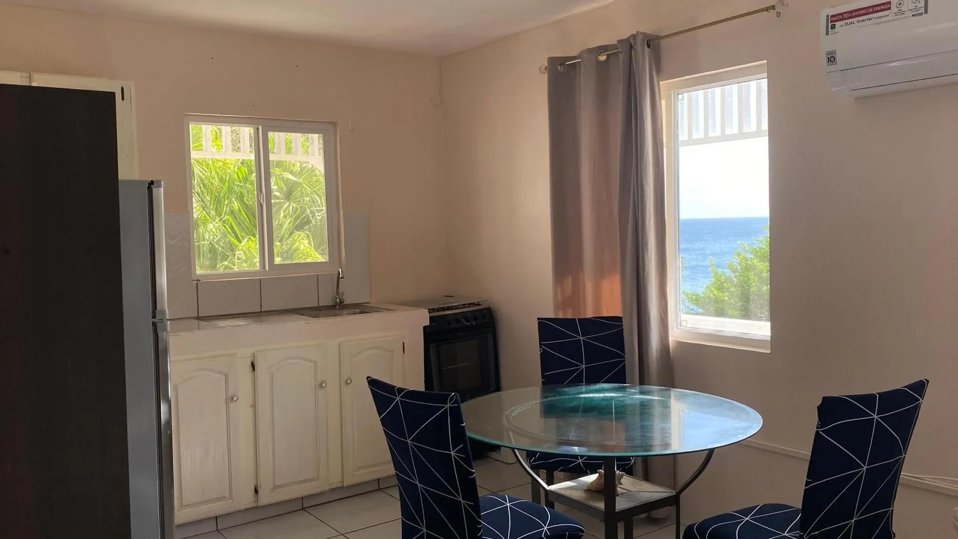 Green Flash Apartments Lance aux Épines Grenada