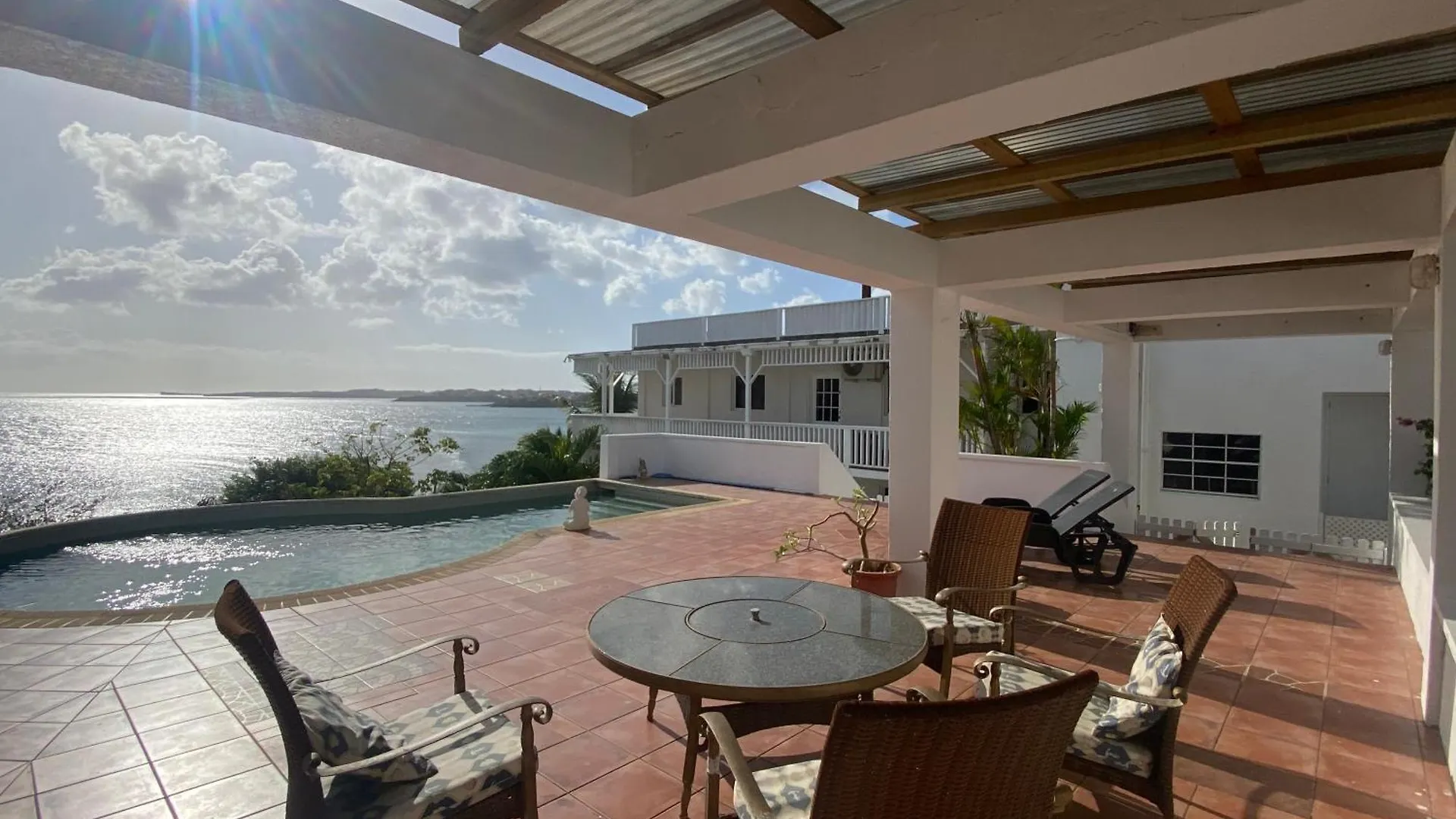 Green Flash Apartments Lance aux Épines 0*,